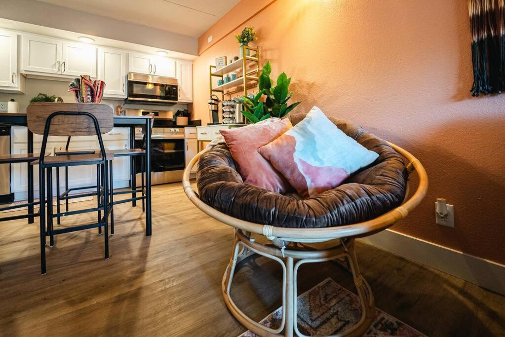 Pet Friendly Boho Condo With Pool--Fitness Center--Next To The Branson Landing--Close To Convention Center And Kanakuk Exterior foto